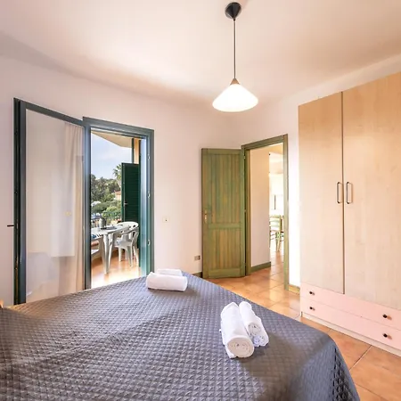 Apartment I Mirti Bianchi 4 People